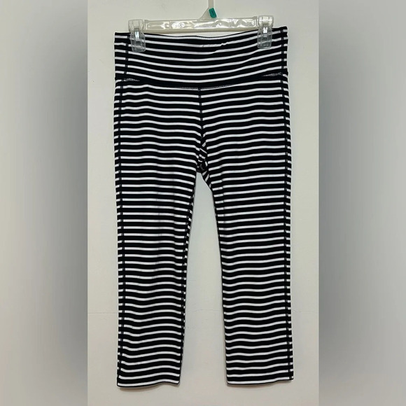 Athleta Black White Stripe Capri Leggings. Medium A2 - Picture 2 of 12